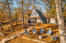 The Cozy Cove on Lake Hamilton | Close to All